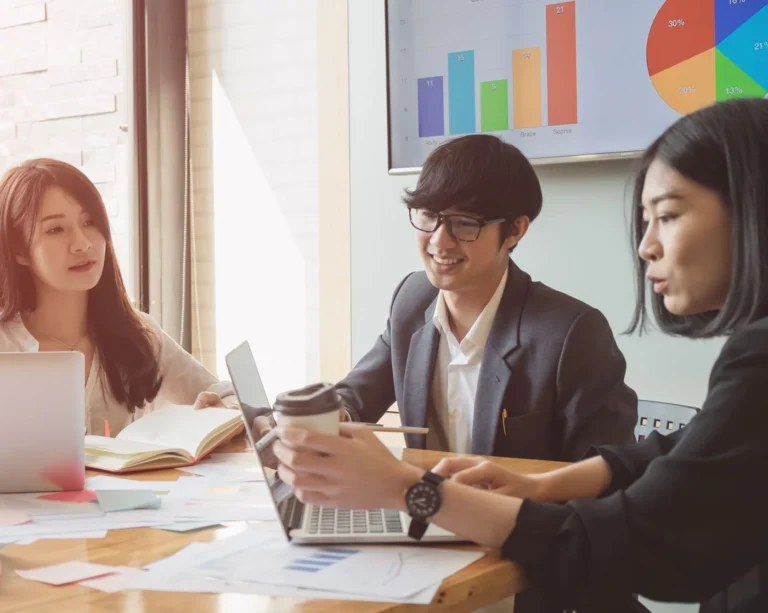 financial experts having a meeting